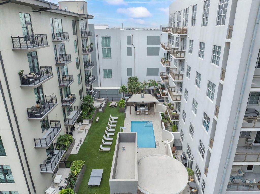 411 NW 1st Avenue, Unit 703, Fort Lauderdale, FL 33301 Photo