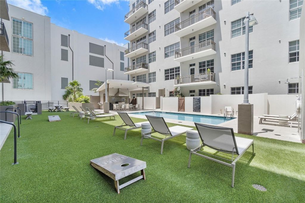 411 NW 1st Avenue, Unit 703, Fort Lauderdale, FL 33301 Photo