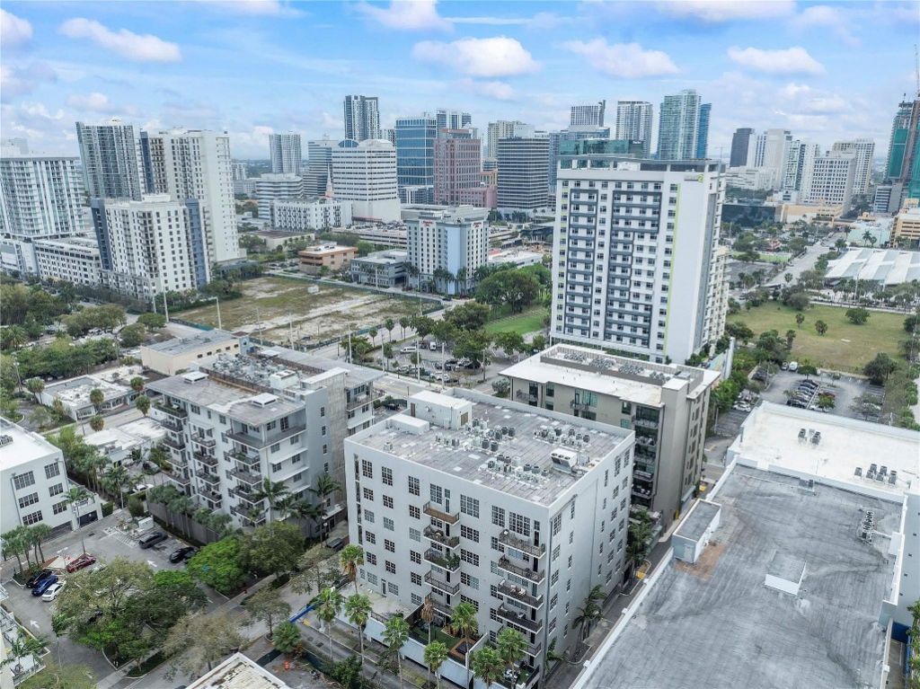 411 NW 1st Avenue, Unit 703, Fort Lauderdale, FL 33301 Photo