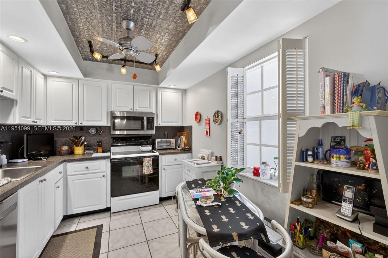 1210 N Sugar Sands Blvd , Unit 240, Singer Island, FL 33404 Photo