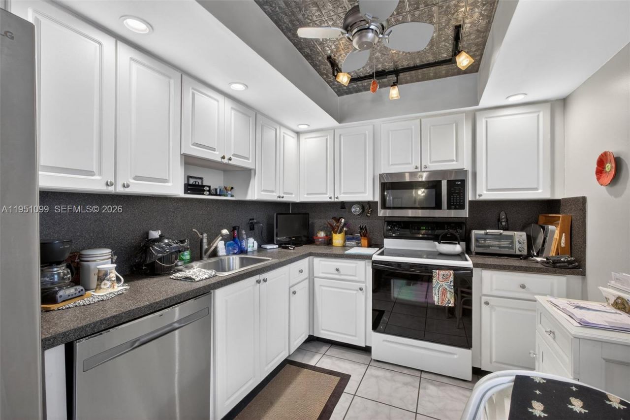 1210 N Sugar Sands Blvd , Unit 240, Singer Island, FL 33404 Photo