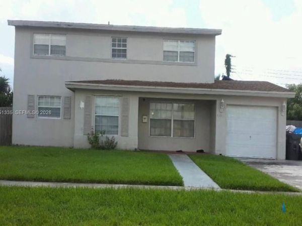 4390 NW 38th Ter, Lauderdale Lakes, FL 33309