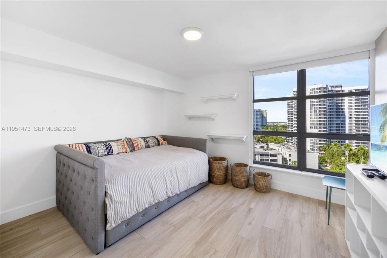 3530 Mystic Pointe Dr , Unit 1206, Aventura, FL 33180 Photo