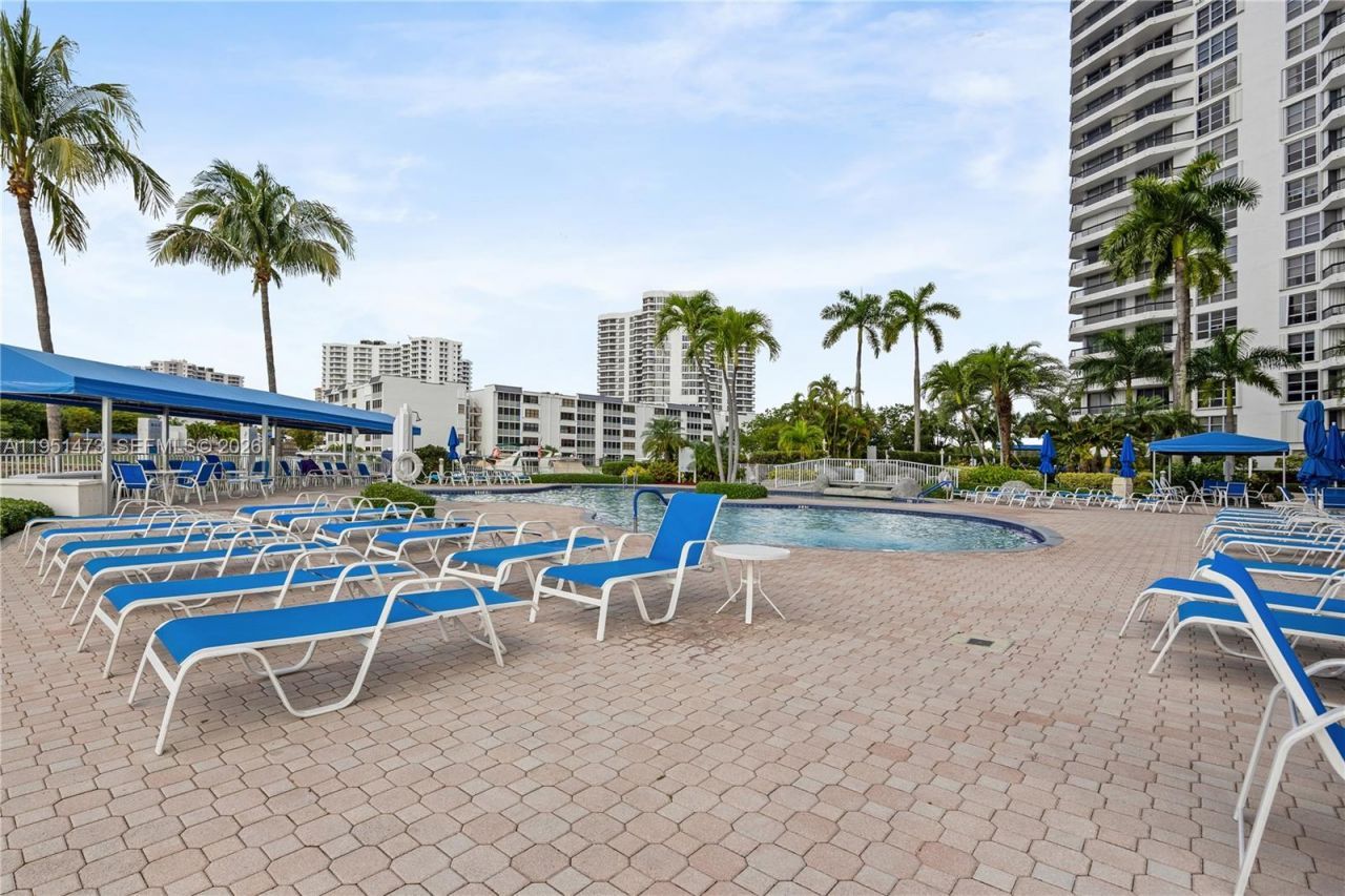 3530 Mystic Pointe Dr , Unit 1206, Aventura, FL 33180 Photo