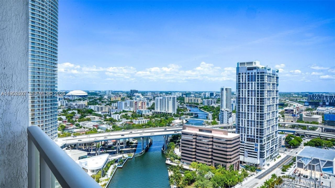 185 SW 7 Th Street, Unit 2911, Miami, FL 33130 Photo