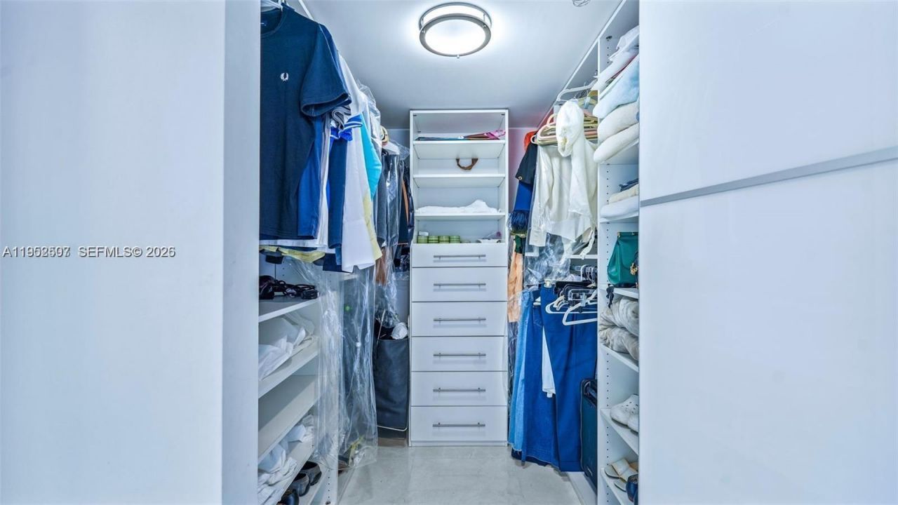 185 SW 7 Th Street, Unit 2911, Miami, FL 33130 Photo