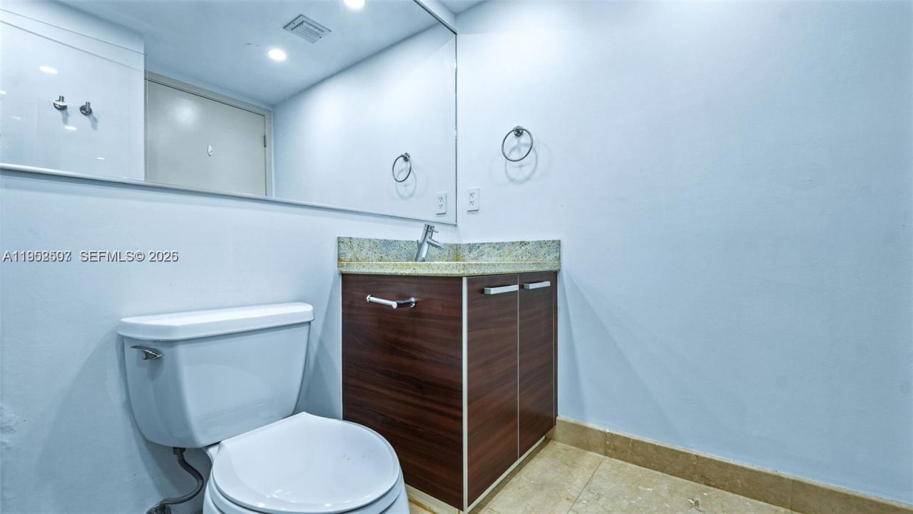 185 SW 7 Th Street, Unit 2911, Miami, FL 33130 Photo