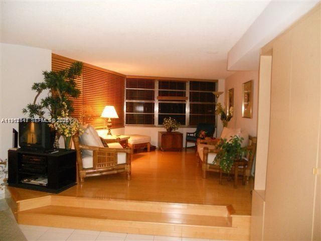 905 Brickell Bay Dr , Unit 931, Miami, FL 33131 Photo