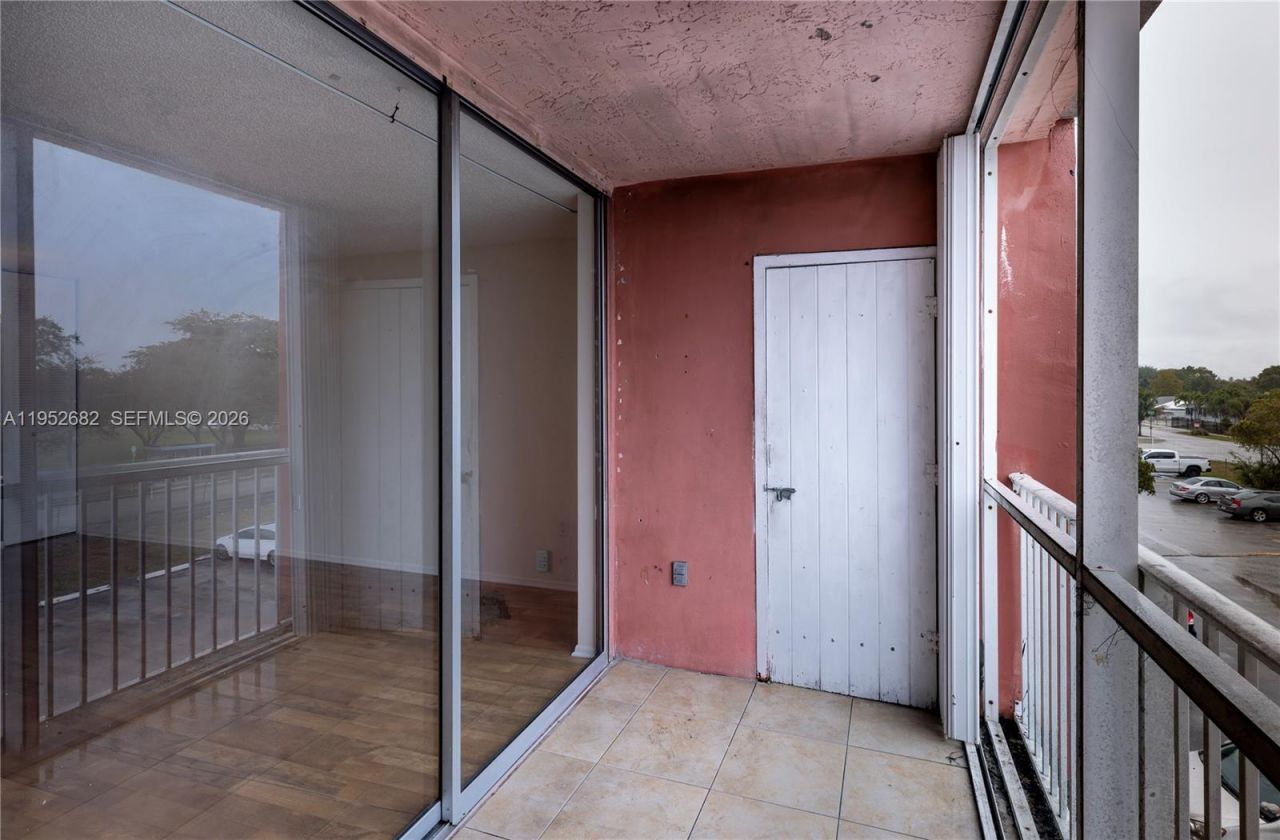 19701 SW 114th Ave , Unit 364, Miami, FL 33157 Photo