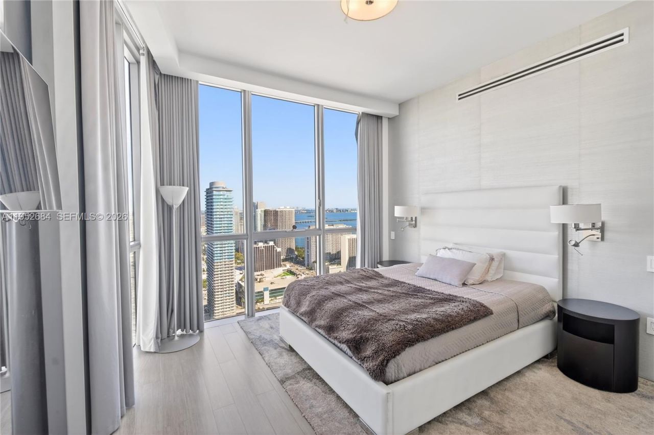 1100 Biscayne Blvd, Unit 5306, Miami, FL 33132 Photo