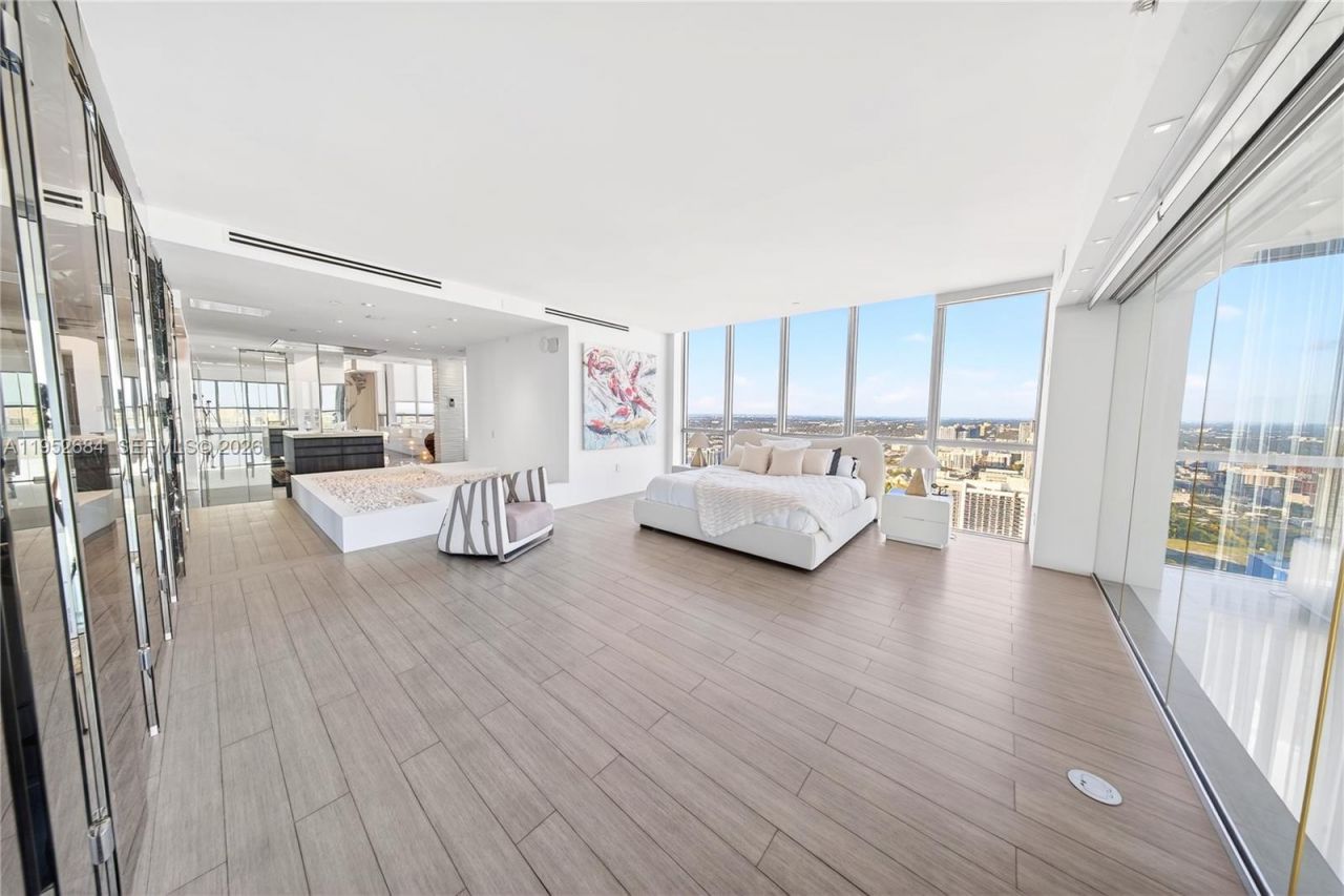 1100 Biscayne Blvd, Unit 5306, Miami, FL 33132 Photo