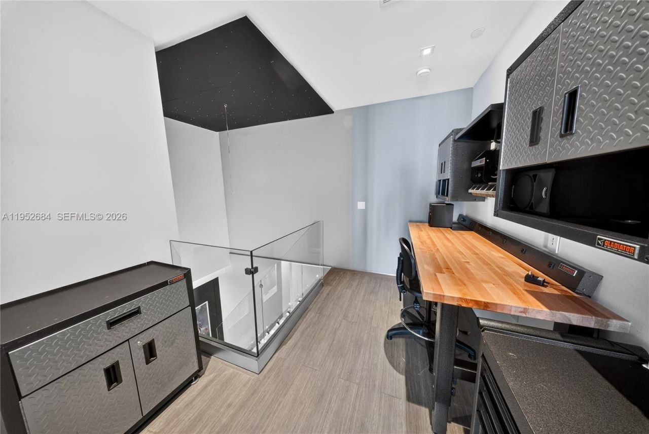 1100 Biscayne Blvd, Unit 5306, Miami, FL 33132 Photo