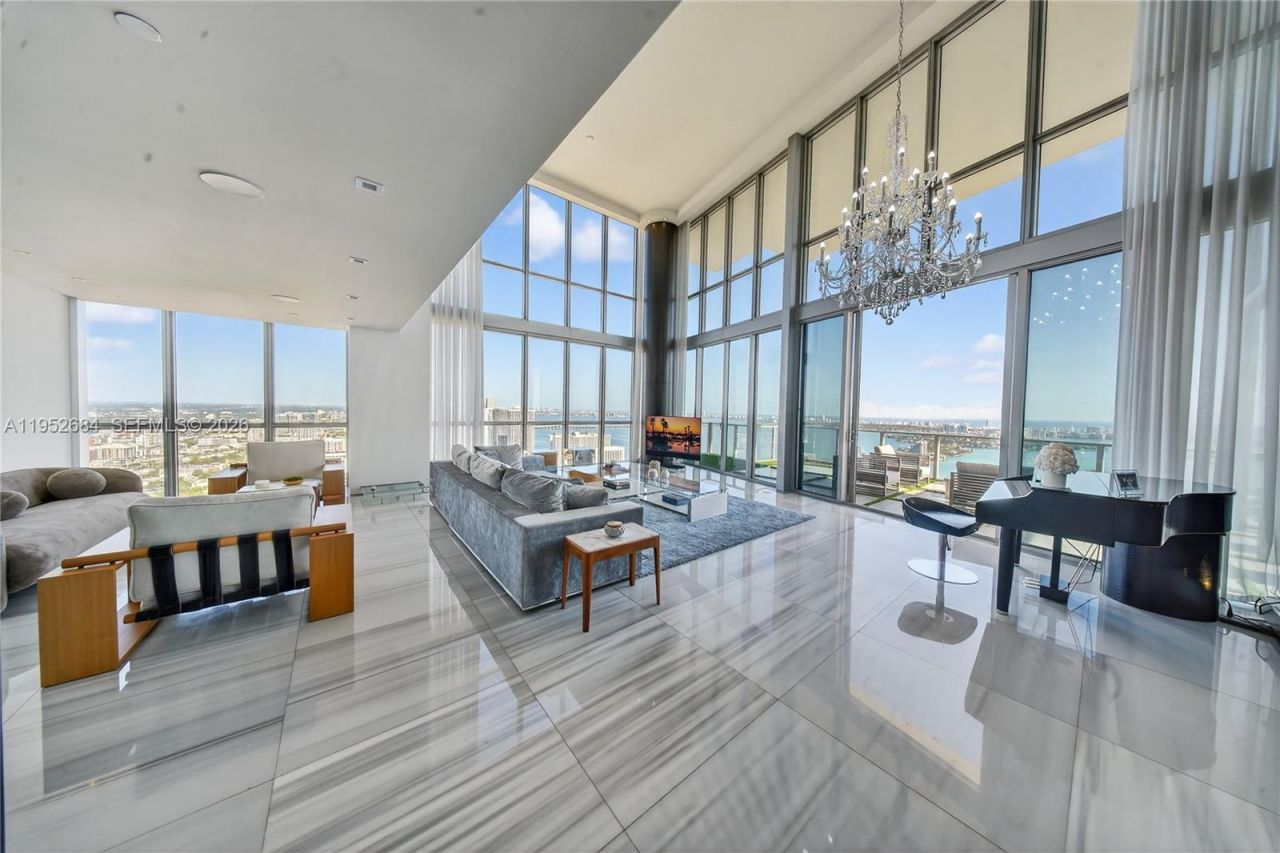 1100 Biscayne Blvd, Unit 5306, Miami, FL 33132 Photo