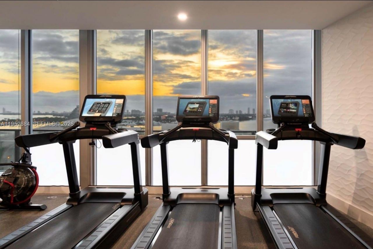 1100 Biscayne Blvd , Unit 5306, Miami, FL 33132 Photo