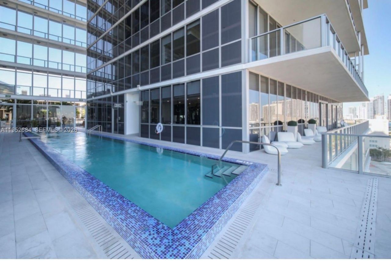 1100 Biscayne Blvd , Unit 5306, Miami, FL 33132 Photo