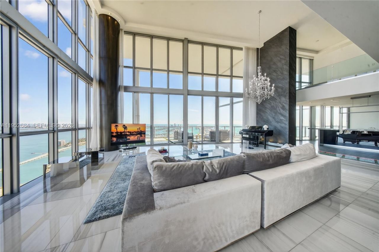 1100 Biscayne Blvd, Unit 5306, Miami, FL 33132 Photo