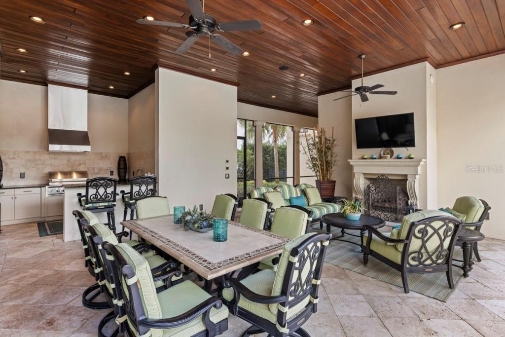 10024 Enchanted Oak Drive, Golden Oak, FL 32836 Photo