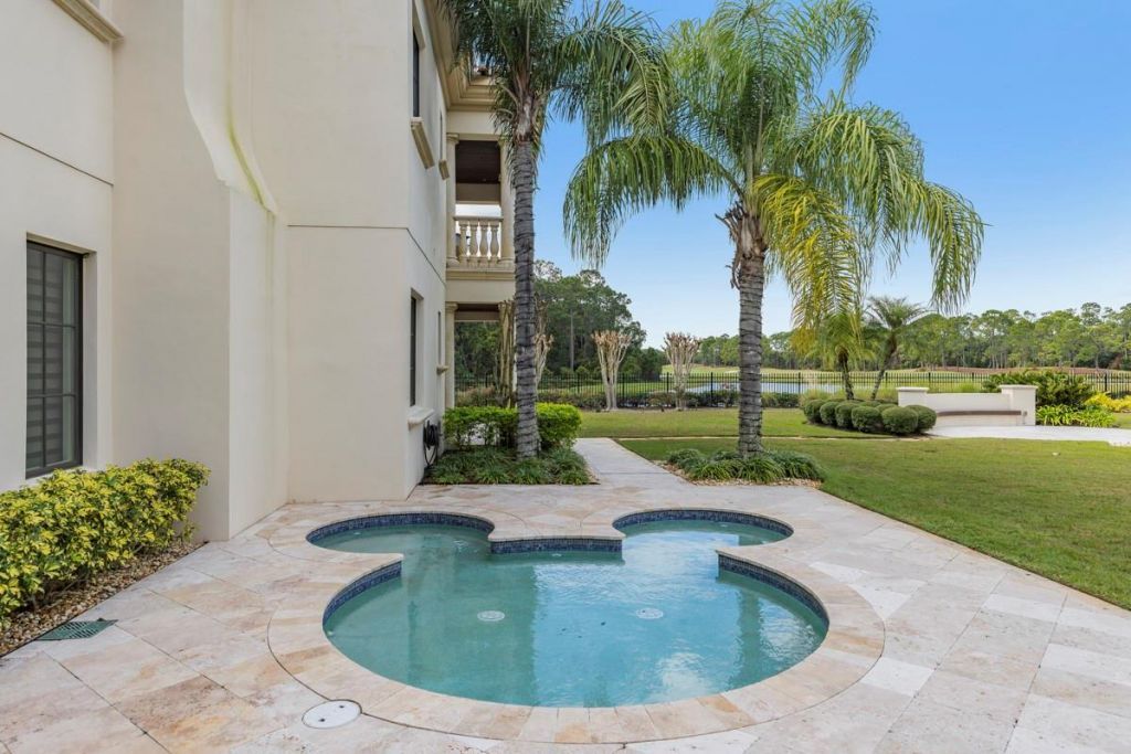 10024 Enchanted Oak Drive, Golden Oak, FL 32836 Photo