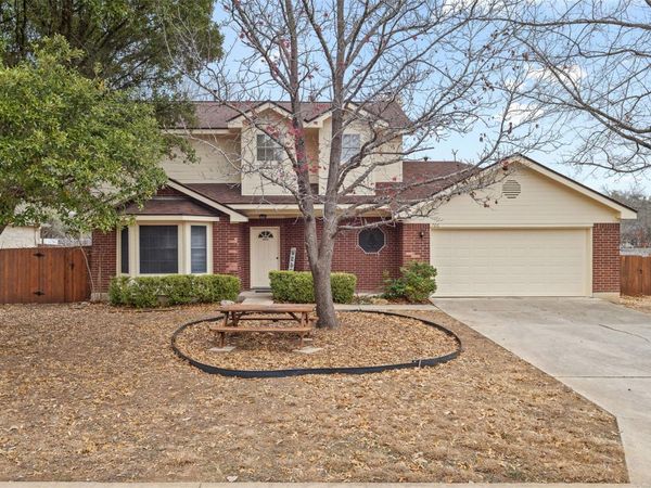 706 Grapevine DR, Cedar Park, TX 78613