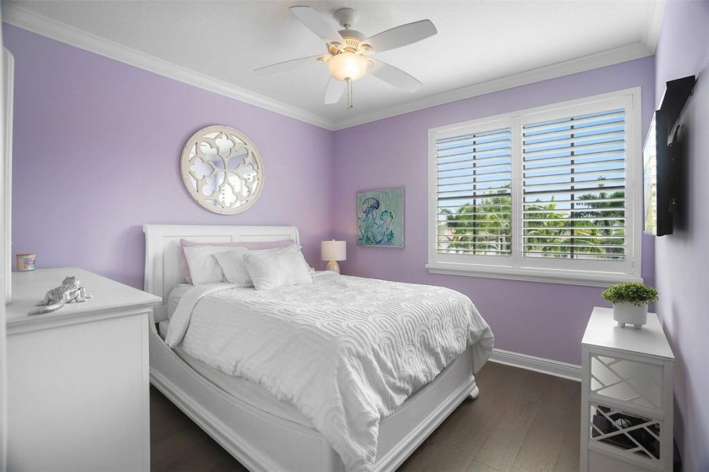 72 NW Chaucer Ln, Boca Raton, FL 33432 Photo