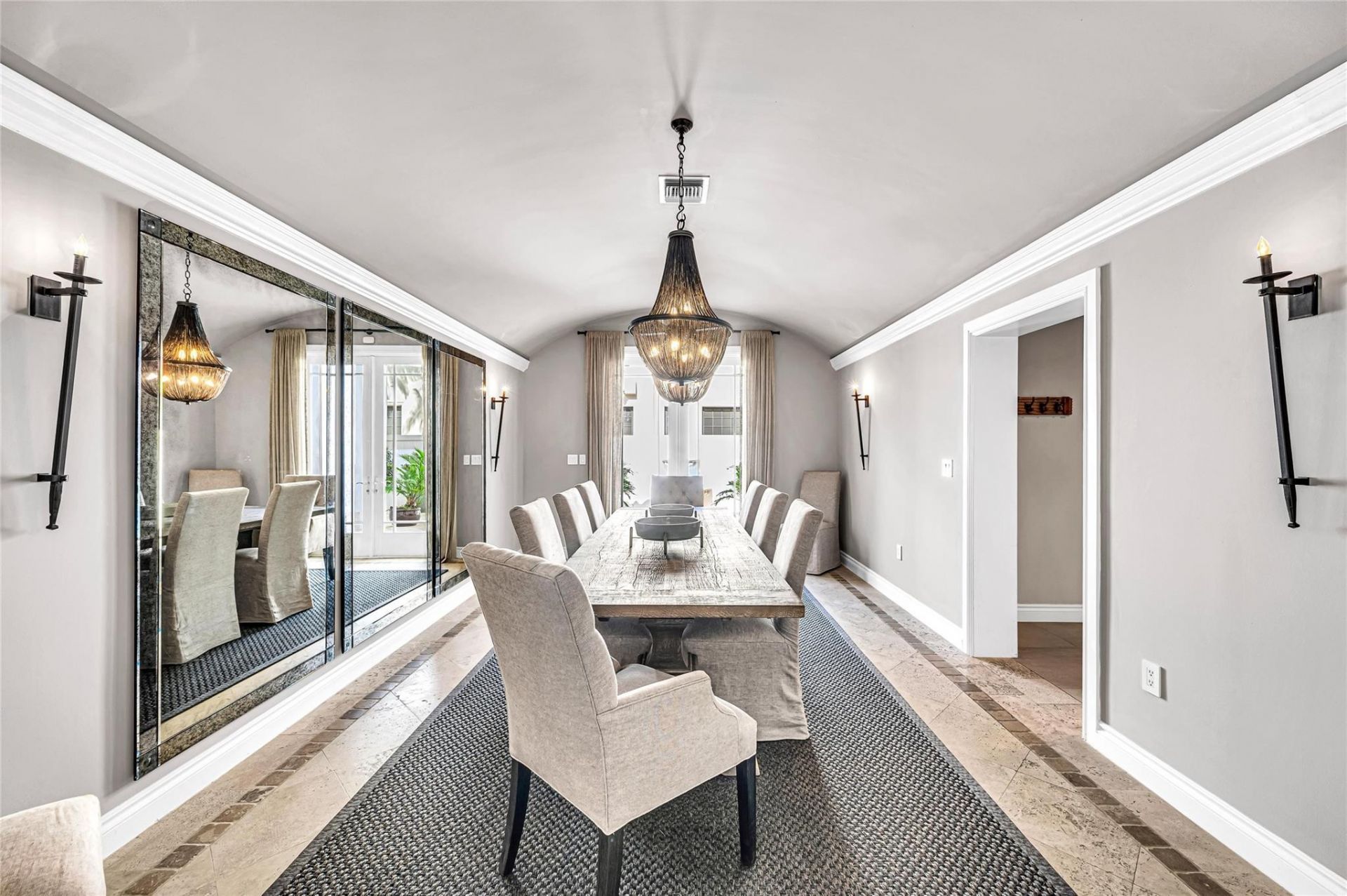 166 Royal Palm Drive, Fort Lauderdale, FL 33301 Photo