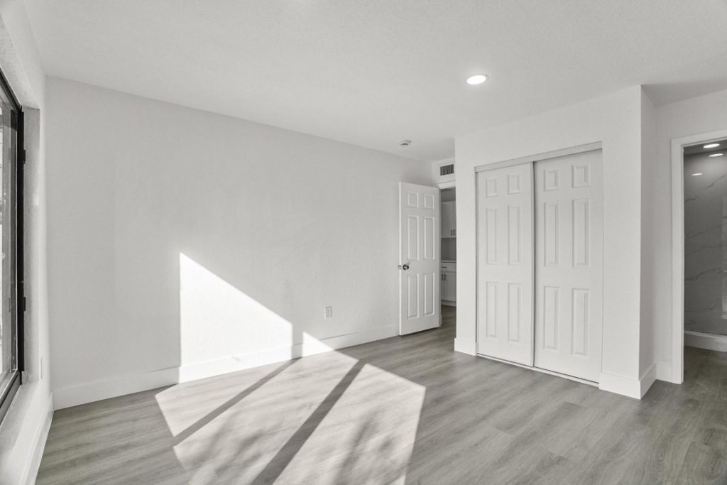 20731 NW 41st Avenue Road, Miami Gardens, FL 33055 Photo