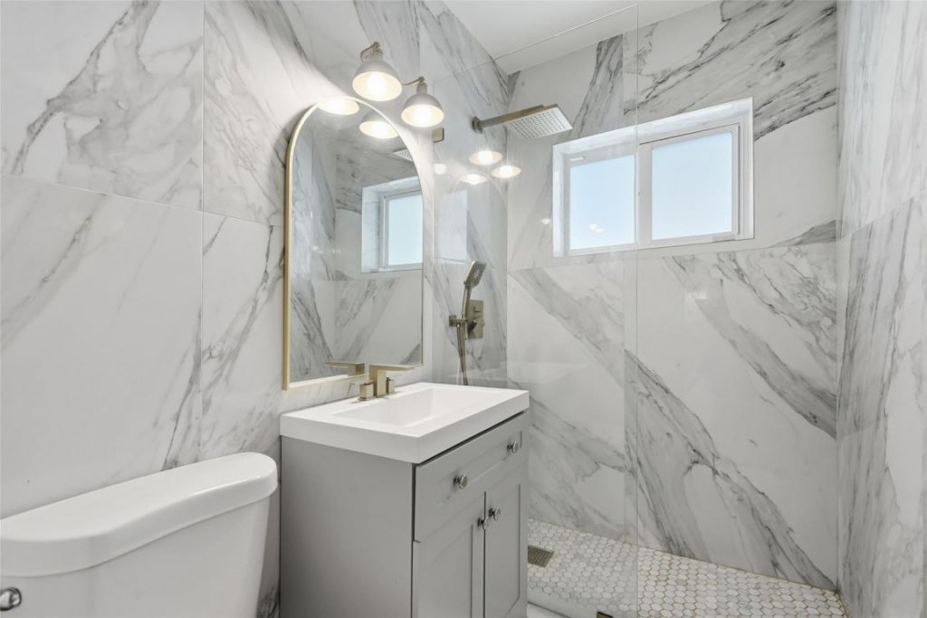 431-433 NE 15 Avenue, Fort Lauderdale, FL 33301 Photo