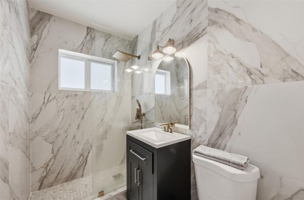 431-433 NE 15 Avenue, Fort Lauderdale, FL 33301 Photo