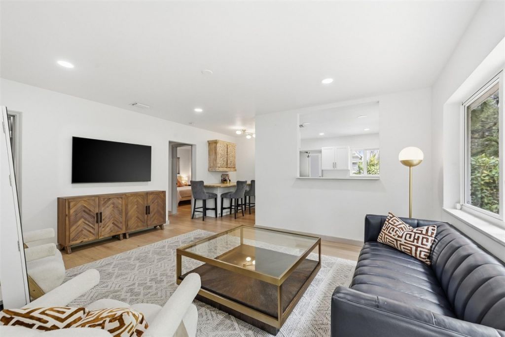 431-433 NE 15 Avenue, Fort Lauderdale, FL 33301 Photo