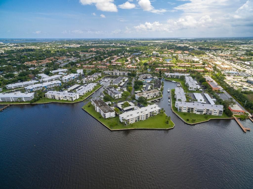 1950 SW Palm City Road, Unit 7101, Stuart, FL 34994 Photo