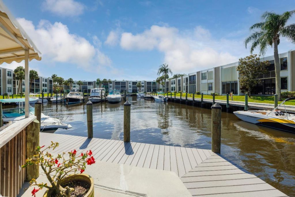 1950 SW Palm City Road, Unit 7101, Stuart, FL 34994 Photo