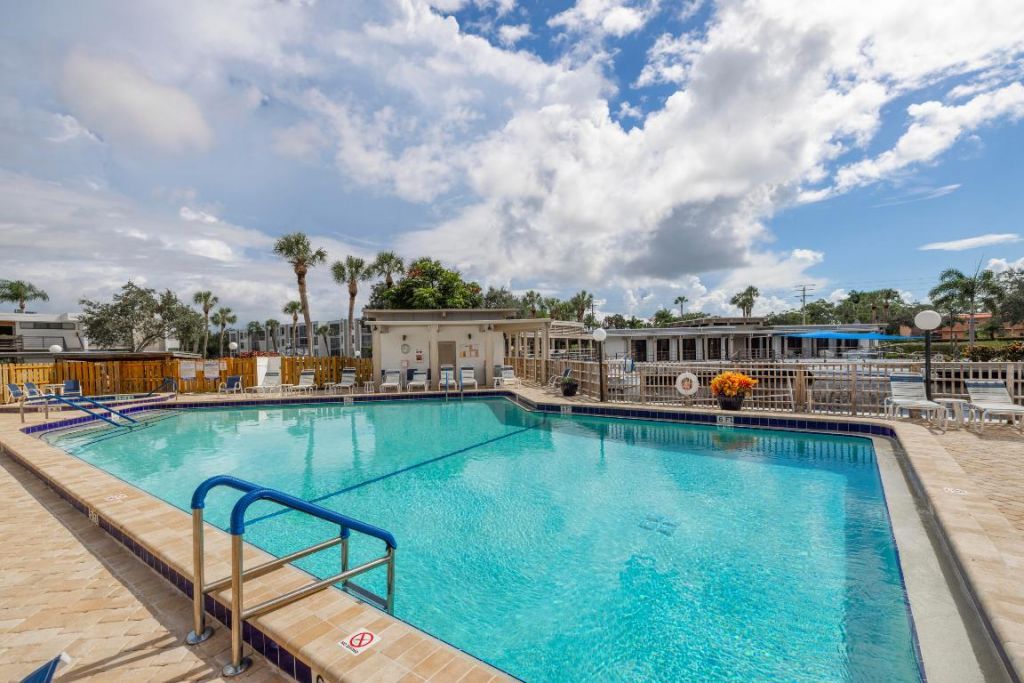 1950 SW Palm City Road, Unit 7101, Stuart, FL 34994 Photo