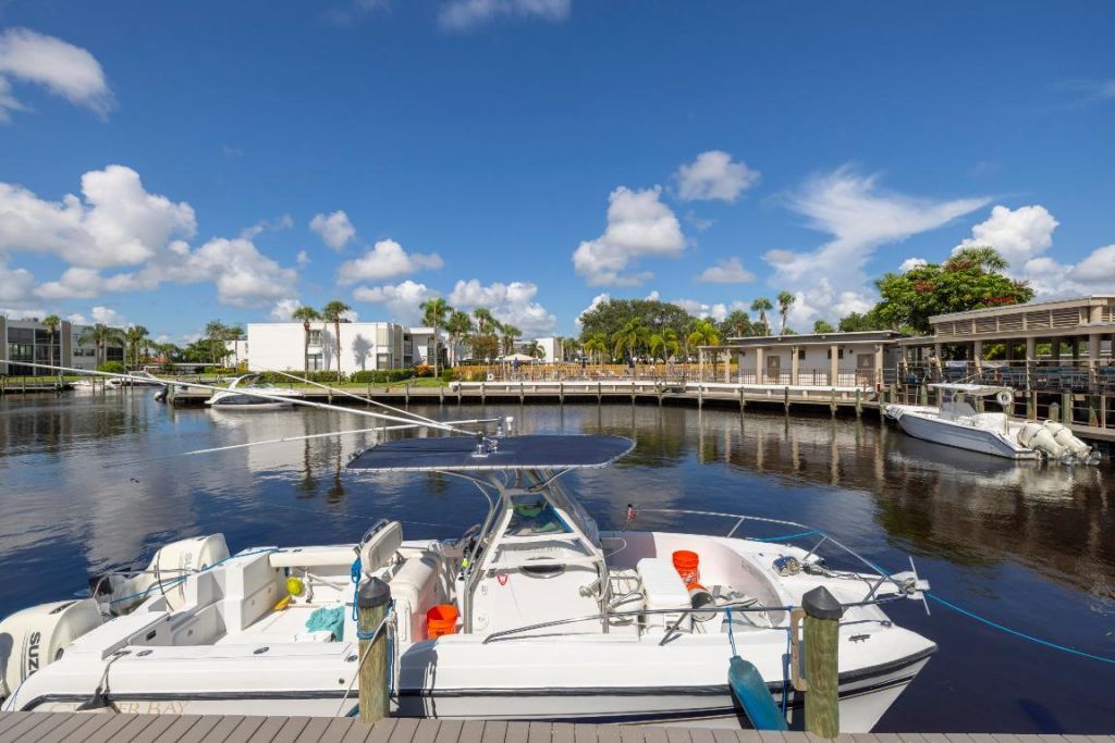 1950 SW Palm City Road, Unit 7101, Stuart, FL 34994 Photo