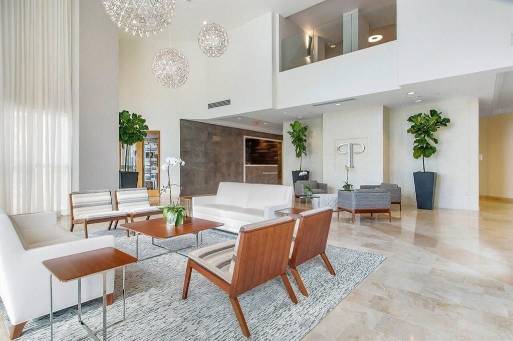 99 SE Mizner Boulevard, Unit 648, Boca Raton, FL 33432 Photo