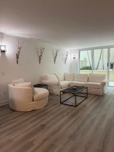 99 SE Mizner Boulevard, Unit 648, Boca Raton, FL 33432 Photo