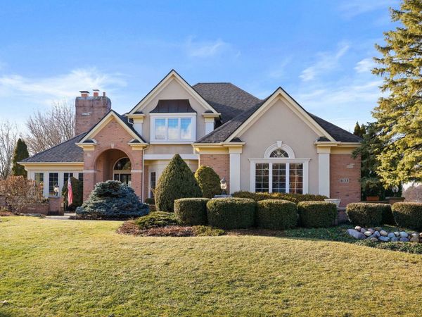 1133 Bull Valley Drive, Woodstock, IL 60098