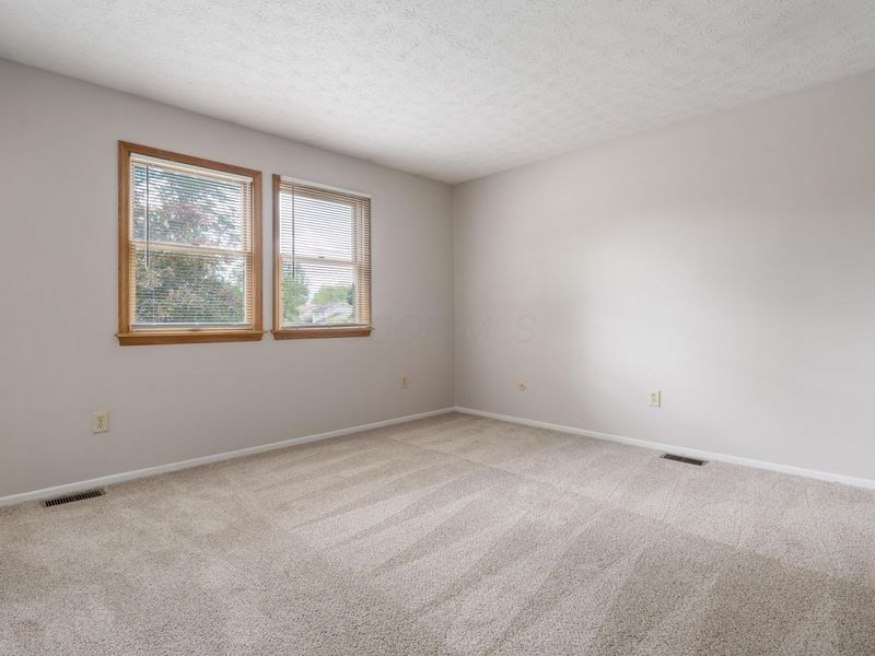 3456 Merrydawn Drive, Columbus, OH 43221 Photo 22