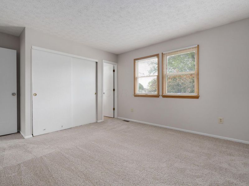 3456 Merrydawn Drive, Columbus, OH 43221 Photo 23