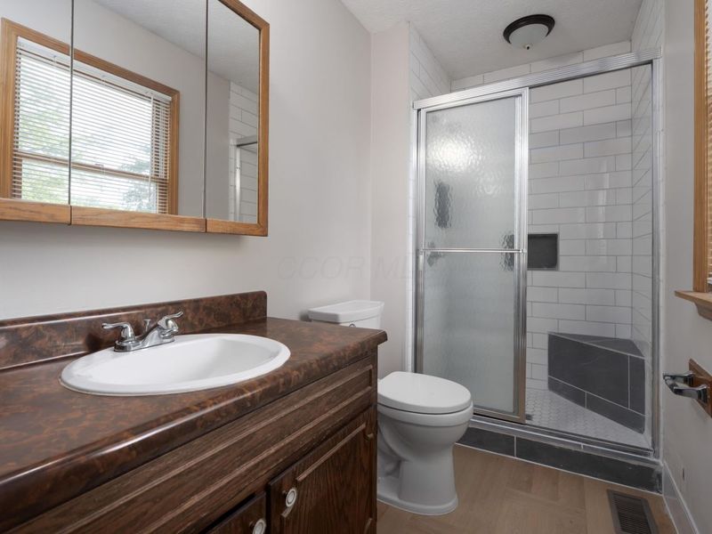 3456 Merrydawn Drive, Columbus, OH 43221 Photo 25