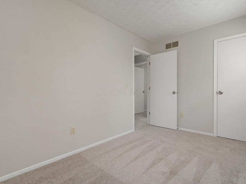 3456 Merrydawn Drive, Columbus, OH 43221 Photo 29