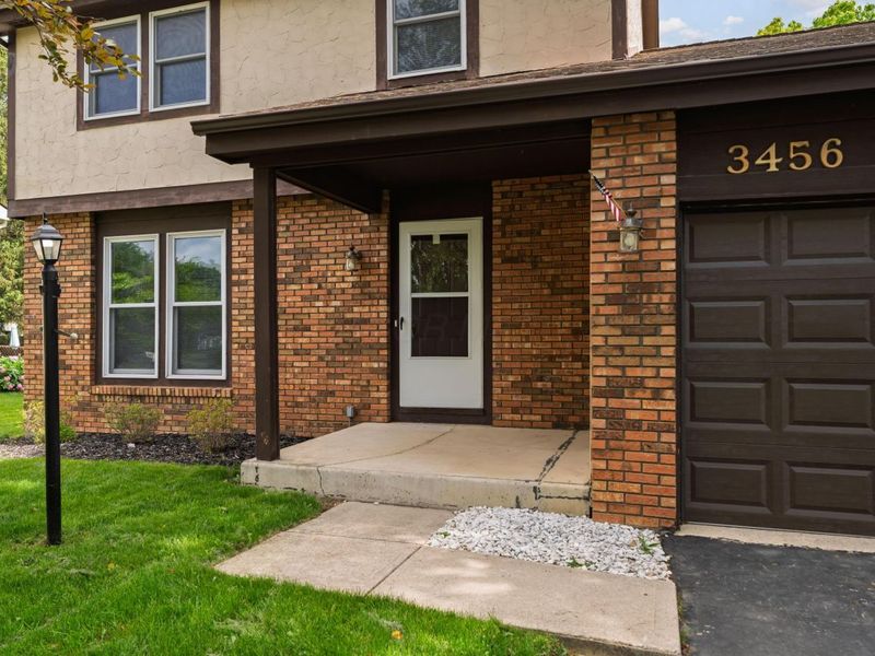 3456 Merrydawn Drive, Columbus, OH 43221 Photo 4