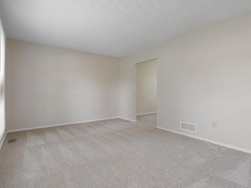 3456 Merrydawn Drive, Columbus, OH 43221 Photo 5