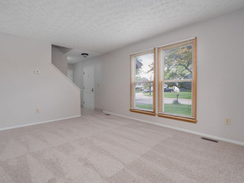 3456 Merrydawn Drive, Columbus, OH 43221 Photo 6