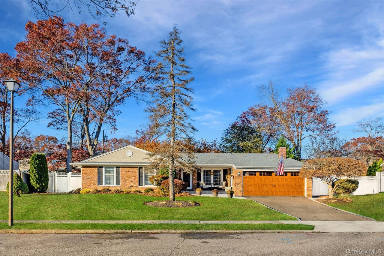 23 King Street Port Jefferson Station, NY 11776