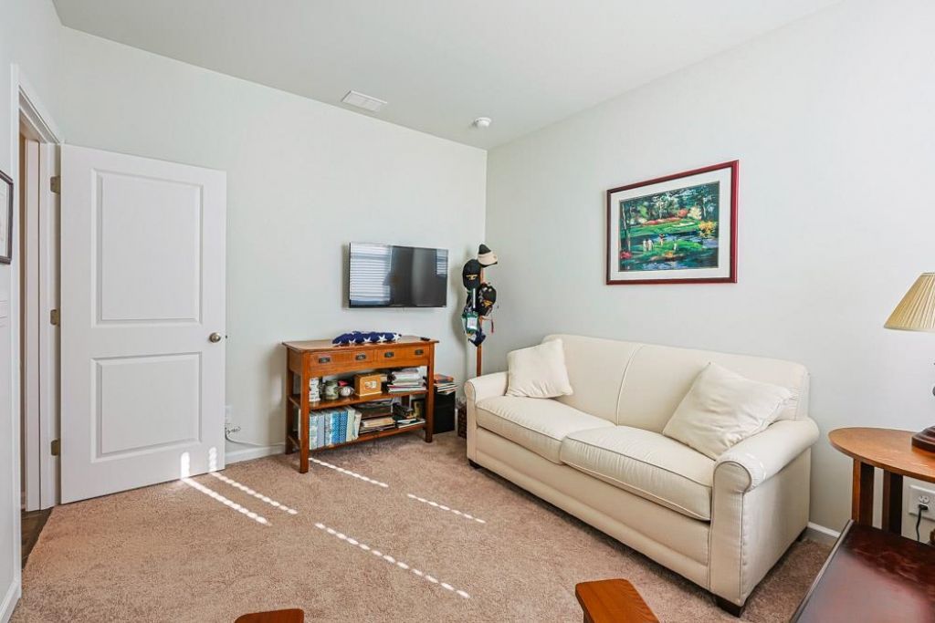 2115 Ridgedale Dr. Photo 16