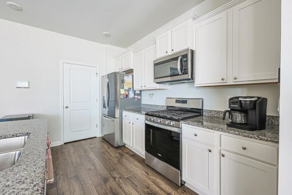 2115 Ridgedale Dr. Photo 7