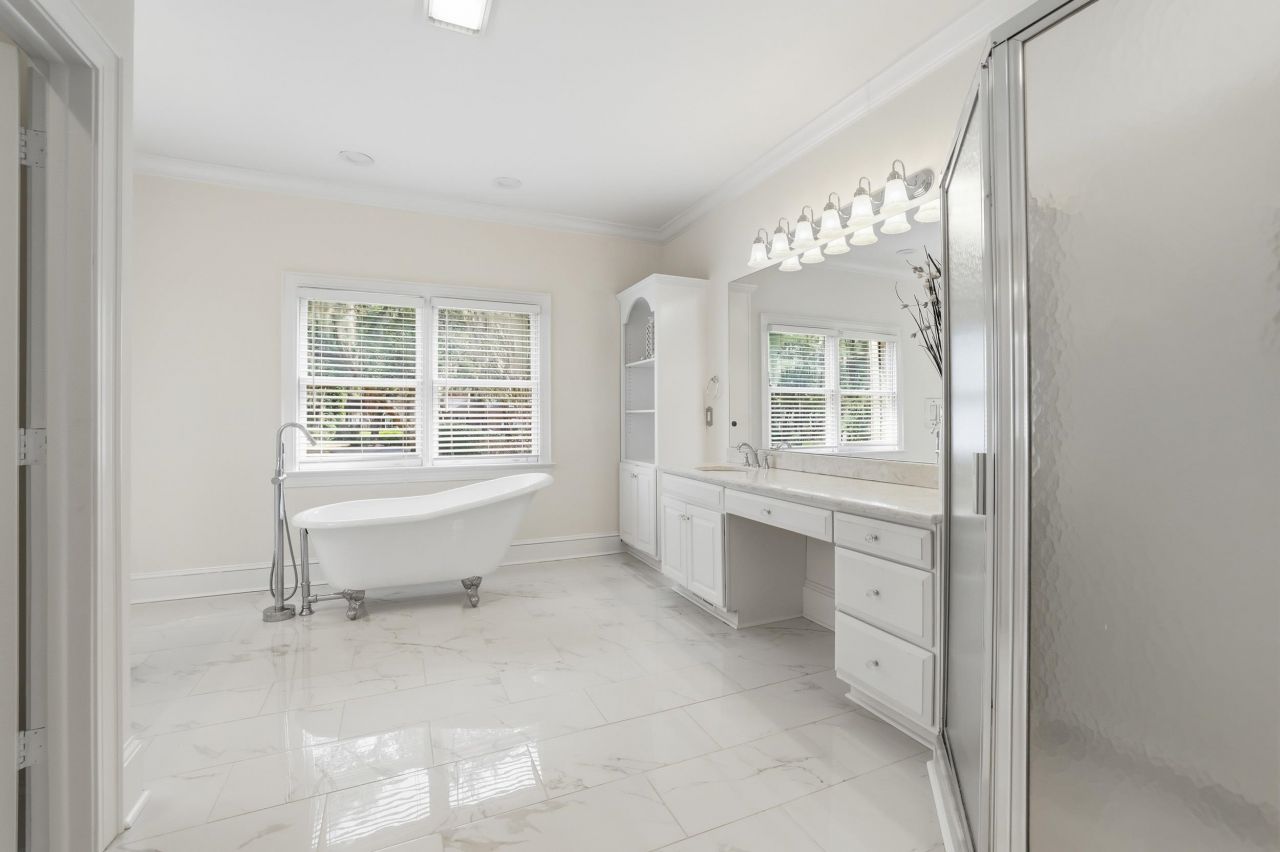 4504 Riverside Ln. Photo 19