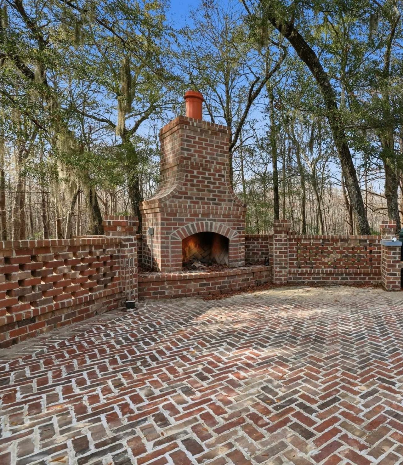 4504 Riverside Ln. Photo 35