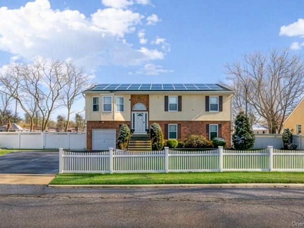 113 S 32nd Street , Wyandanch, NY 11798