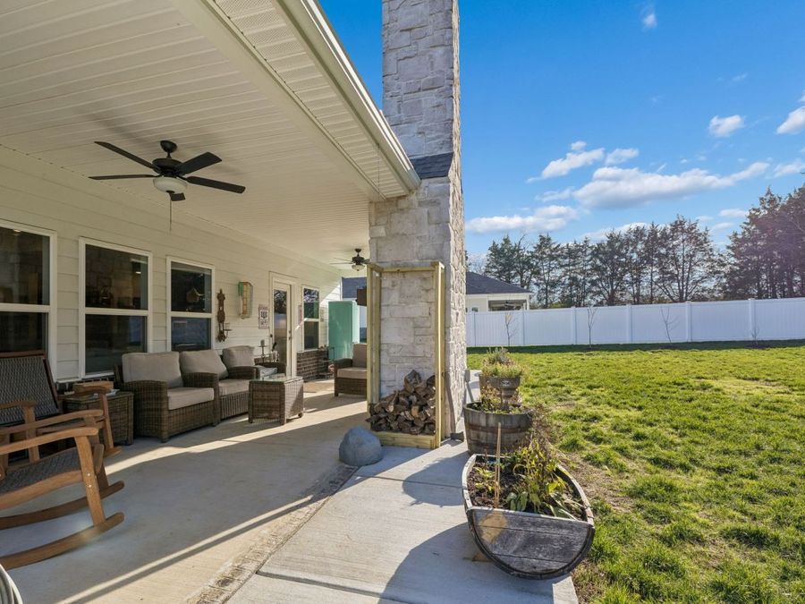 Property Image 100
